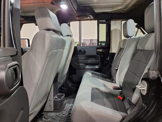 used 2009 Jeep Wrangler Unlimited car, priced at $18,995