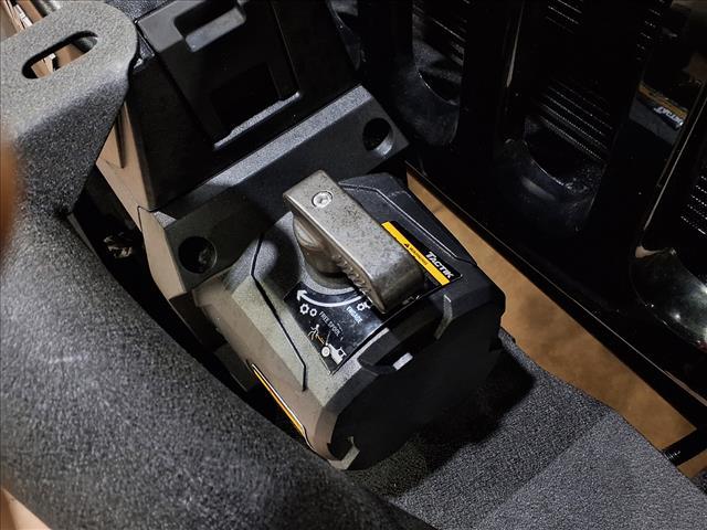 used 2009 Jeep Wrangler Unlimited car, priced at $18,995