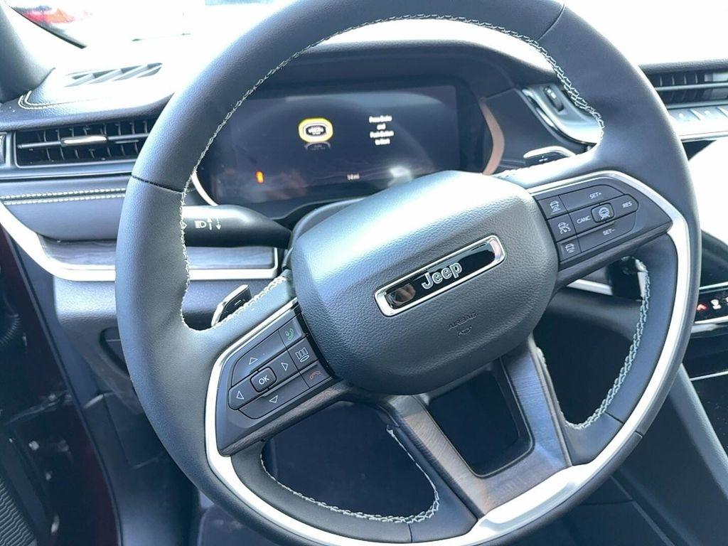 new 2026 Jeep Grand Cherokee car, priced at $48,680