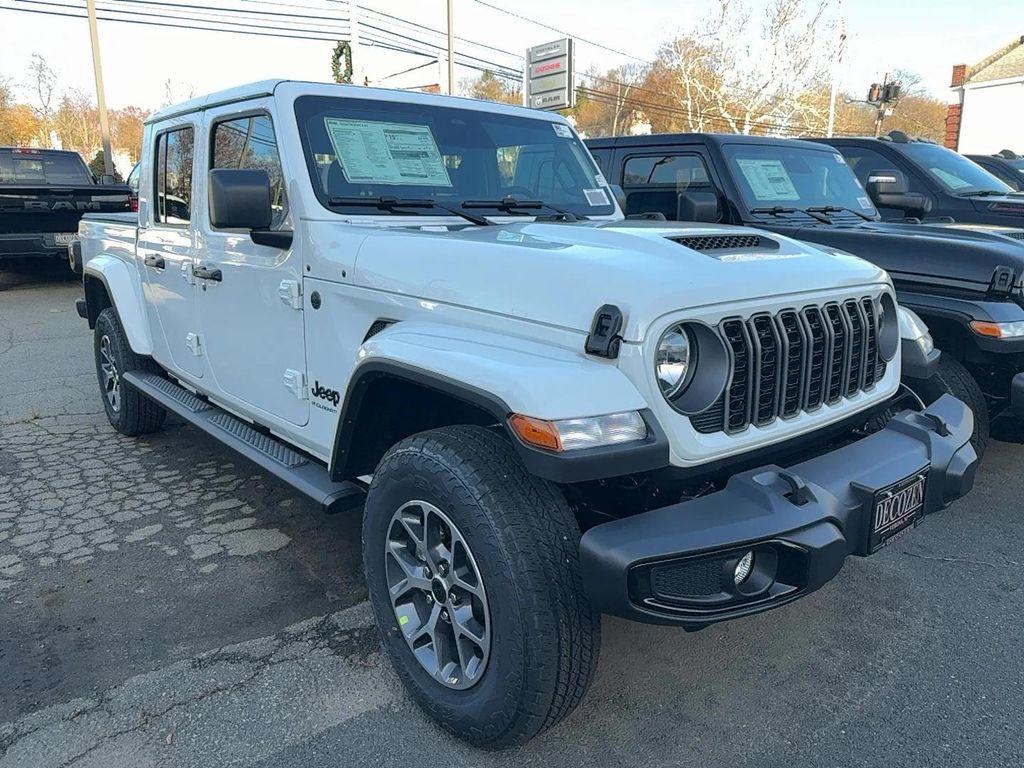 new 2026 Jeep Gladiator car, priced at $54,595