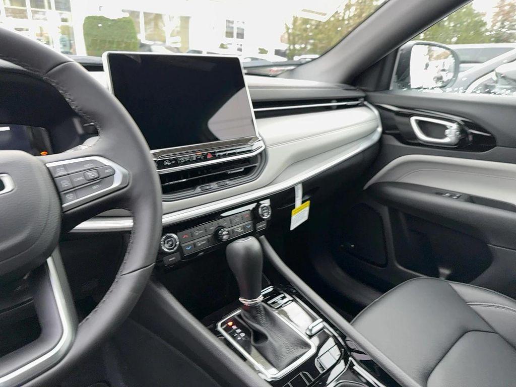 new 2026 Jeep Compass car, priced at $37,405