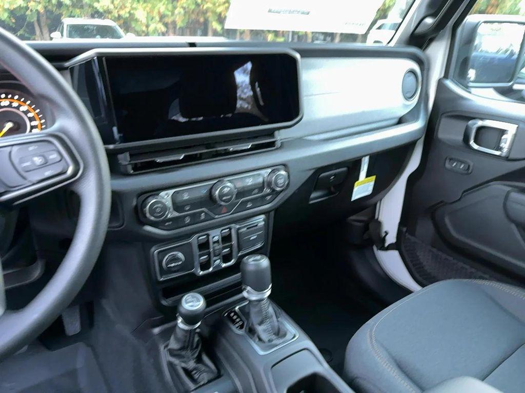 new 2026 Jeep Wrangler car, priced at $45,305