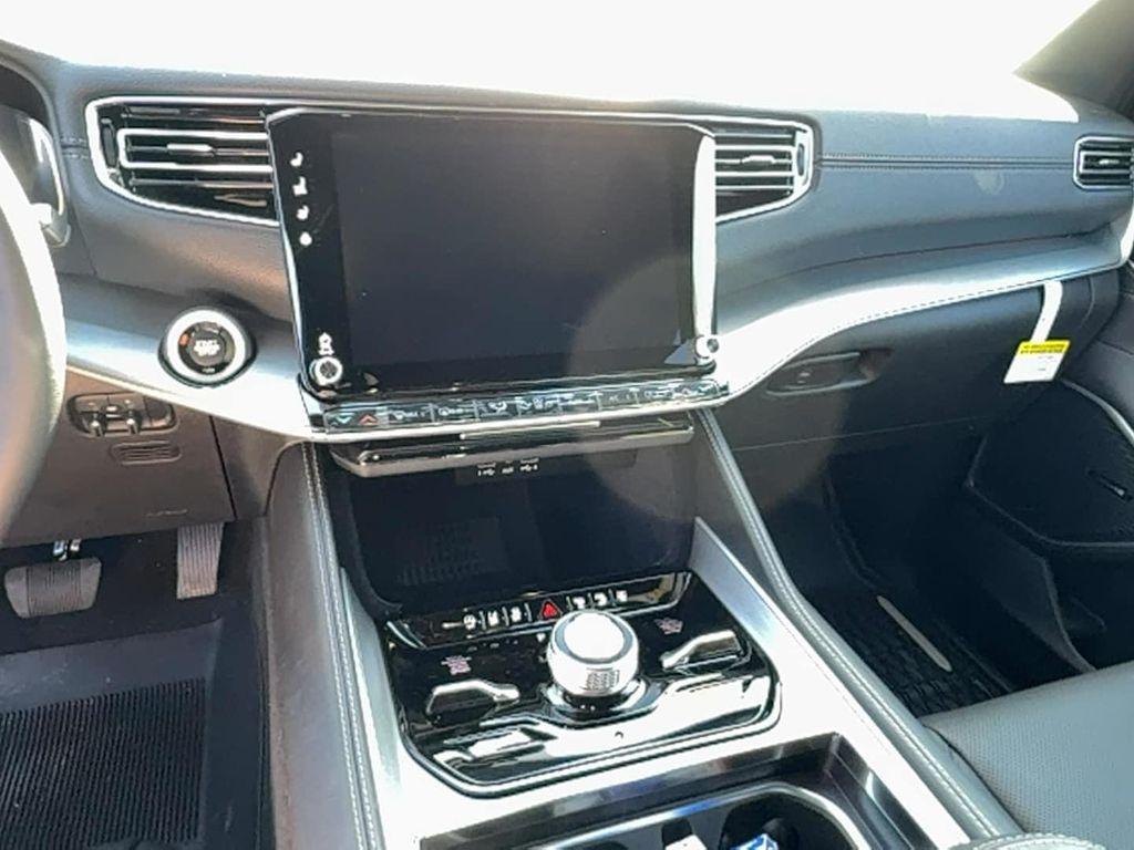 new 2026 Jeep Grand Wagoneer car, priced at $76,080