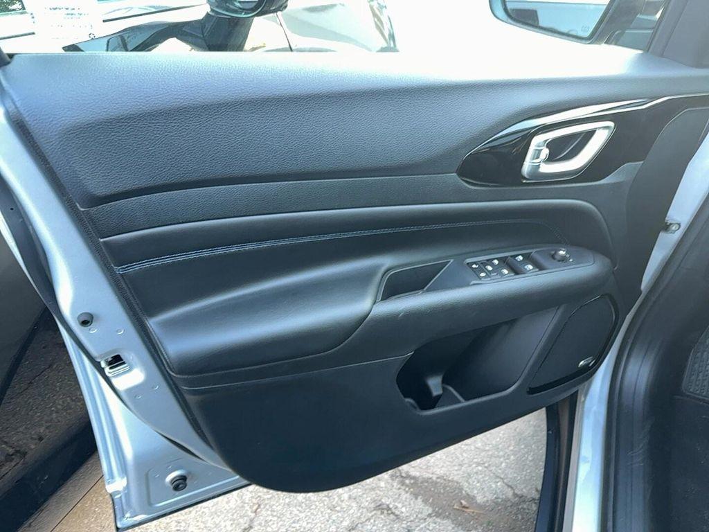 new 2026 Jeep Compass car, priced at $39,995