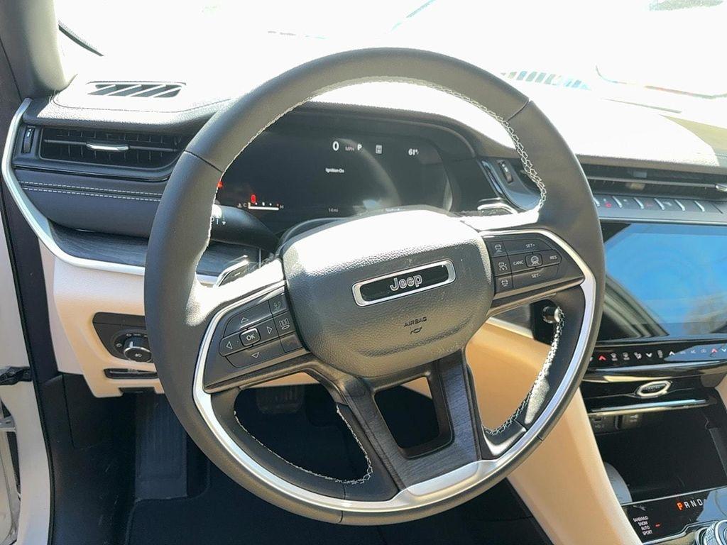 new 2026 Jeep Grand Cherokee car, priced at $49,735