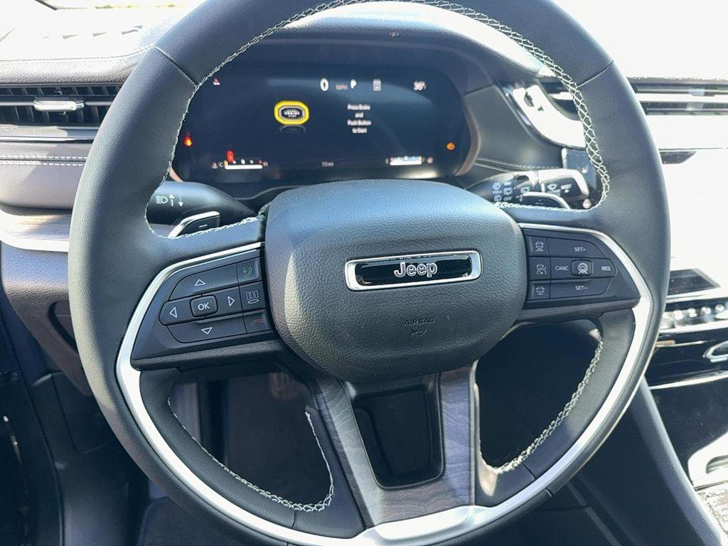 new 2026 Jeep Grand Cherokee car, priced at $49,275