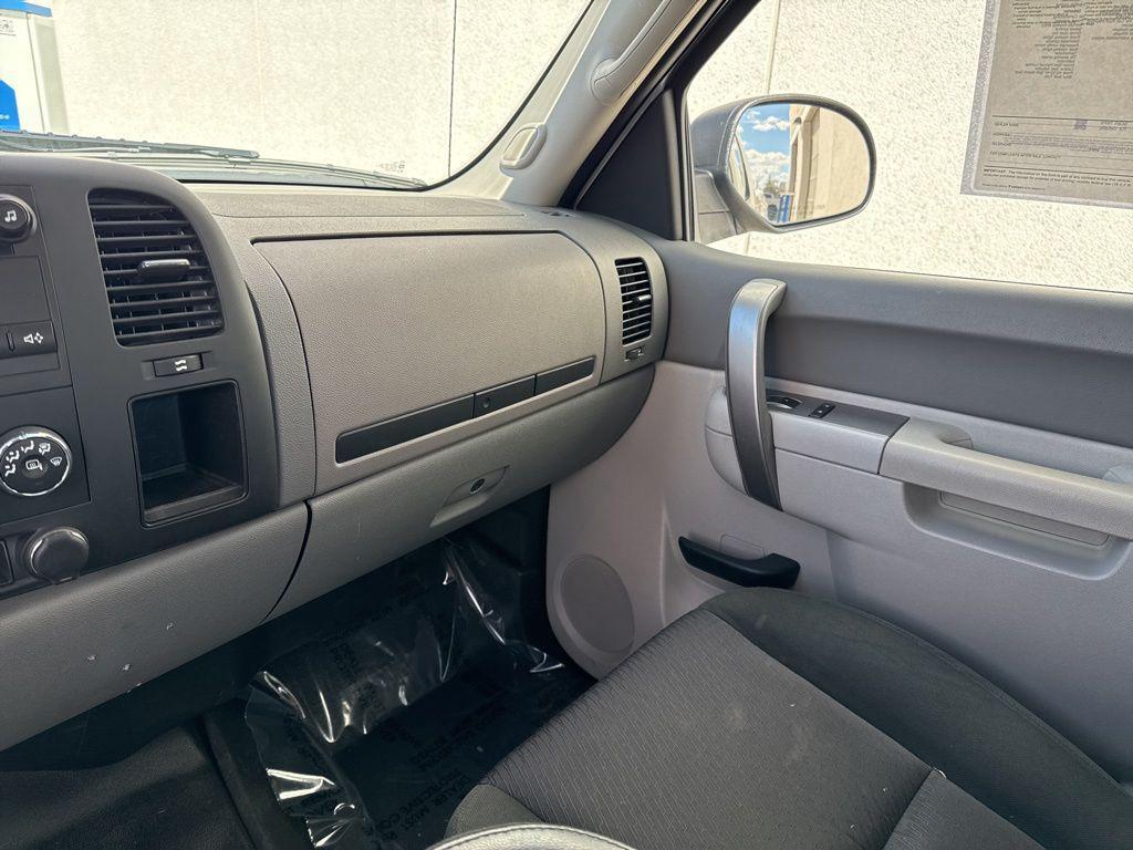 used 2013 Chevrolet Silverado 2500 car, priced at $23,459