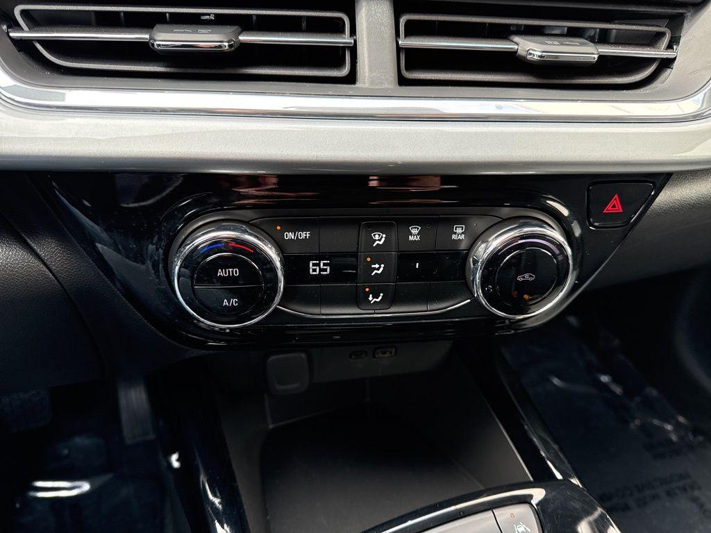 used 2025 Chevrolet Trax car, priced at $21,362