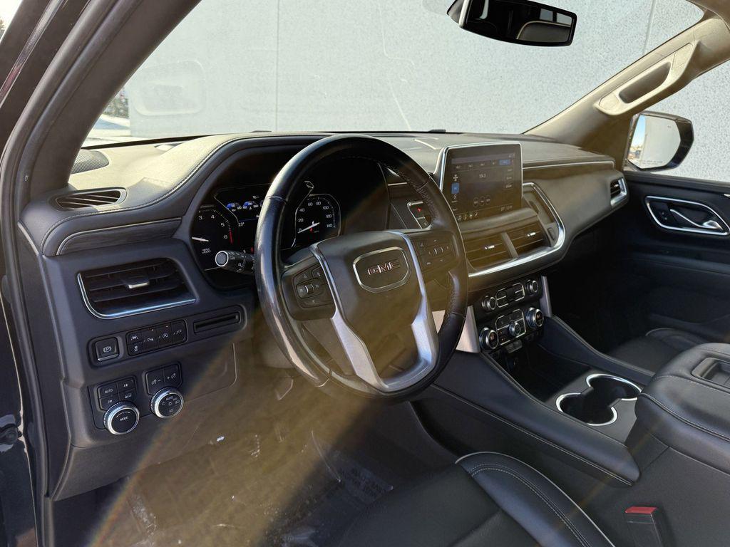 used 2021 GMC Yukon car, priced at $34,659