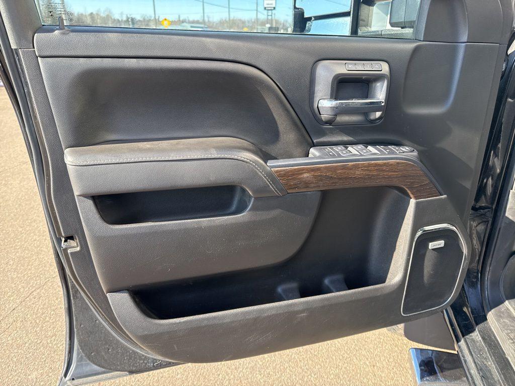 used 2017 GMC Sierra 2500 car, priced at $41,622