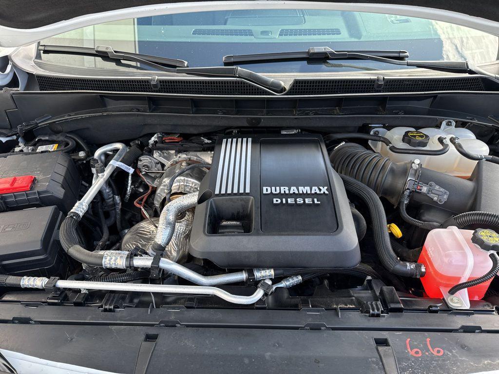 used 2025 GMC Yukon XL car, priced at $71,176