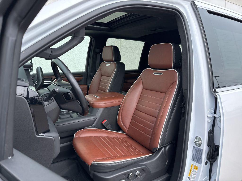 used 2025 GMC Sierra 3500 car, priced at $76,336