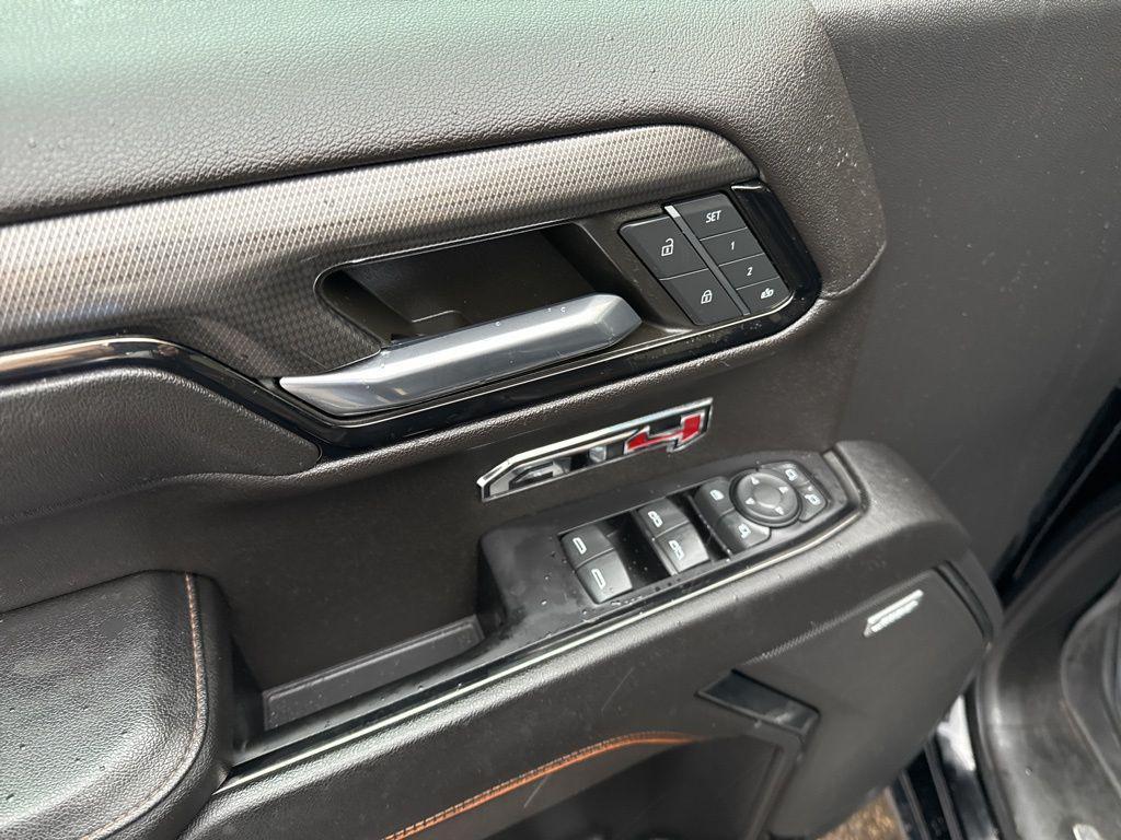 used 2023 GMC Sierra 1500 car, priced at $41,408