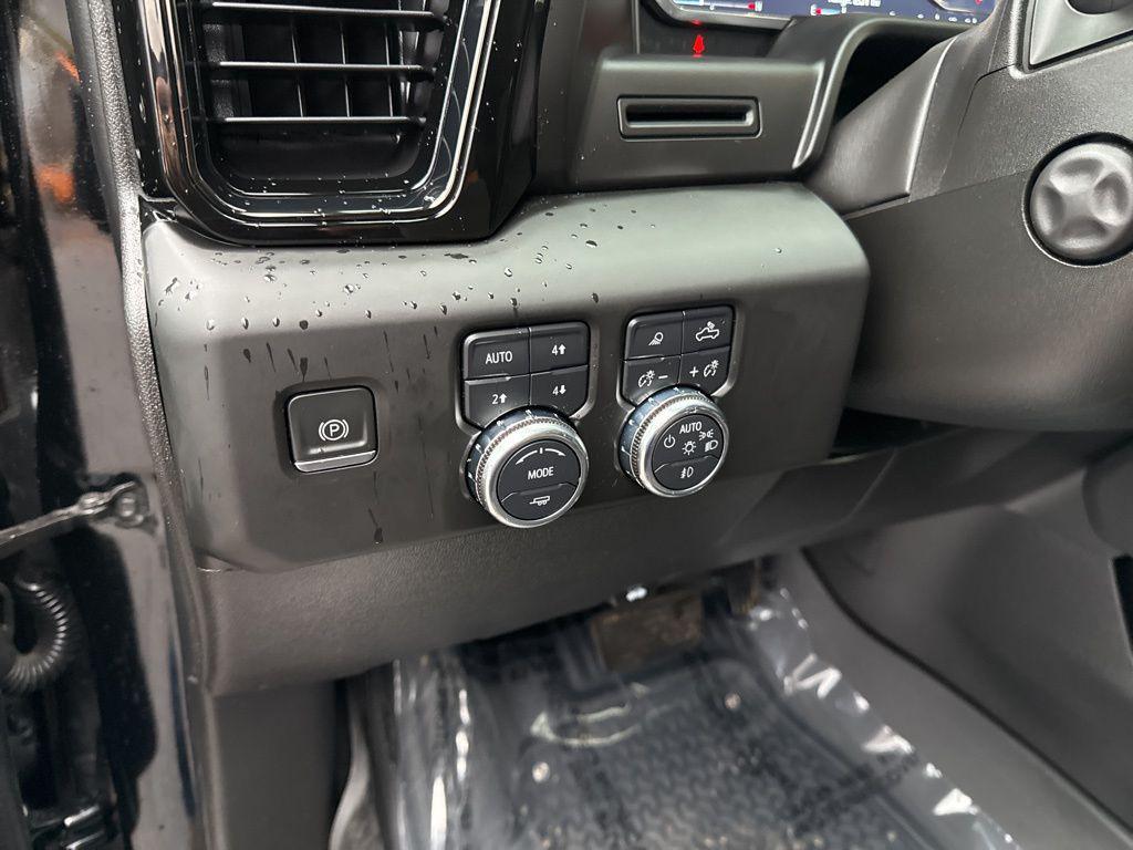 used 2023 GMC Sierra 1500 car, priced at $41,408