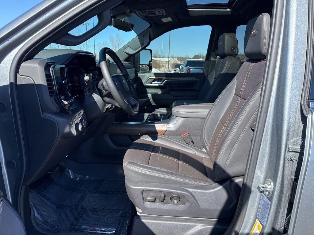 used 2024 Chevrolet Silverado 3500 car, priced at $73,339