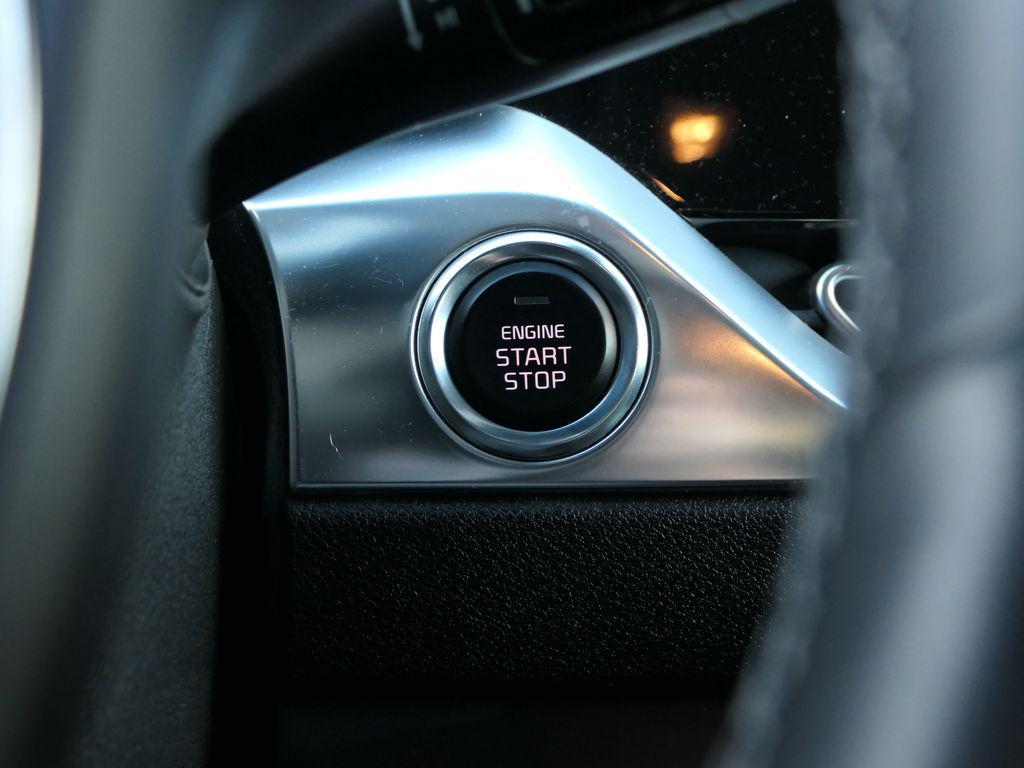 used 2022 Kia Niro Plug-In Hybrid car, priced at $20,000