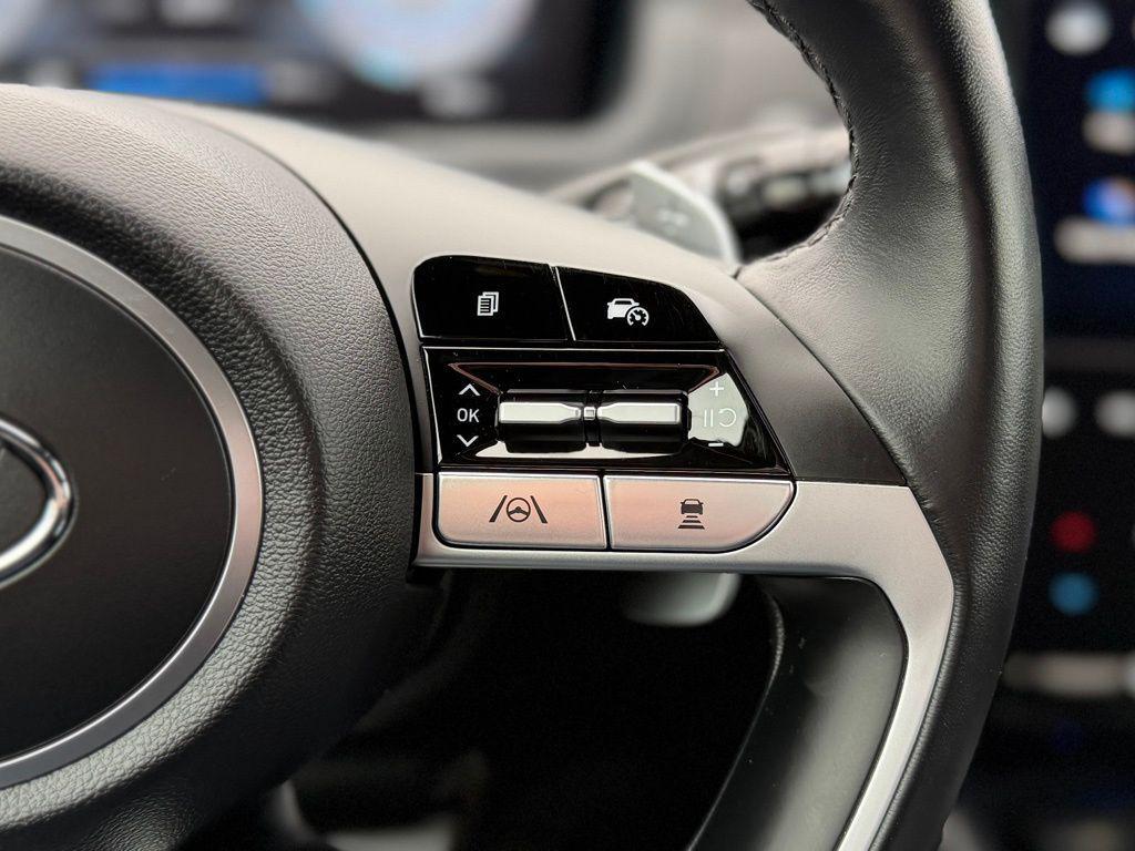 used 2024 Hyundai SANTA CRUZ car, priced at $33,231