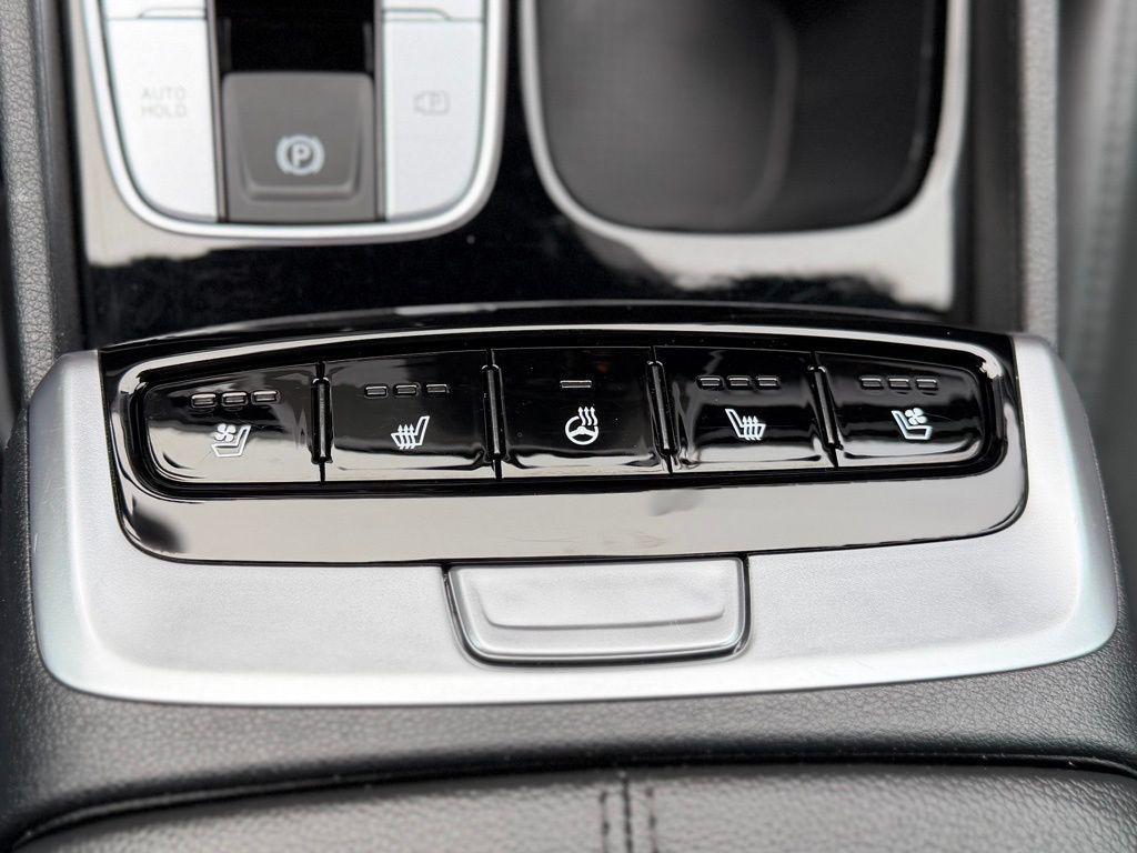 used 2024 Hyundai SANTA CRUZ car, priced at $33,231