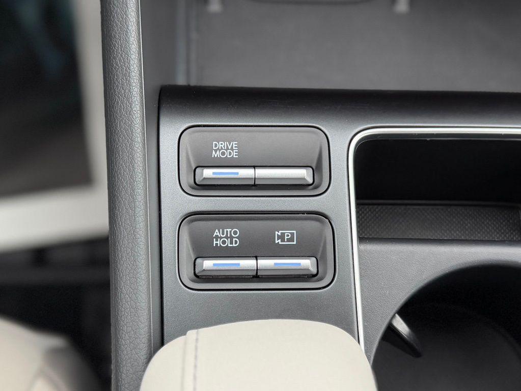 used 2024 Hyundai Sonata Hybrid car, priced at $23,878