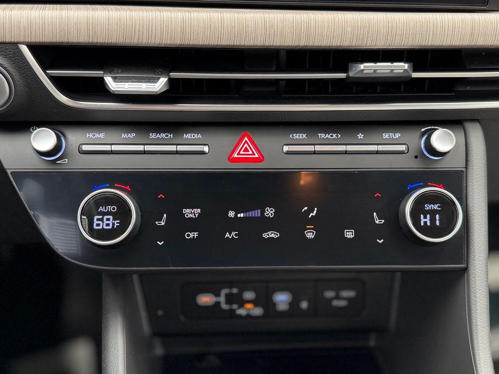 used 2024 Hyundai Sonata Hybrid car, priced at $23,878