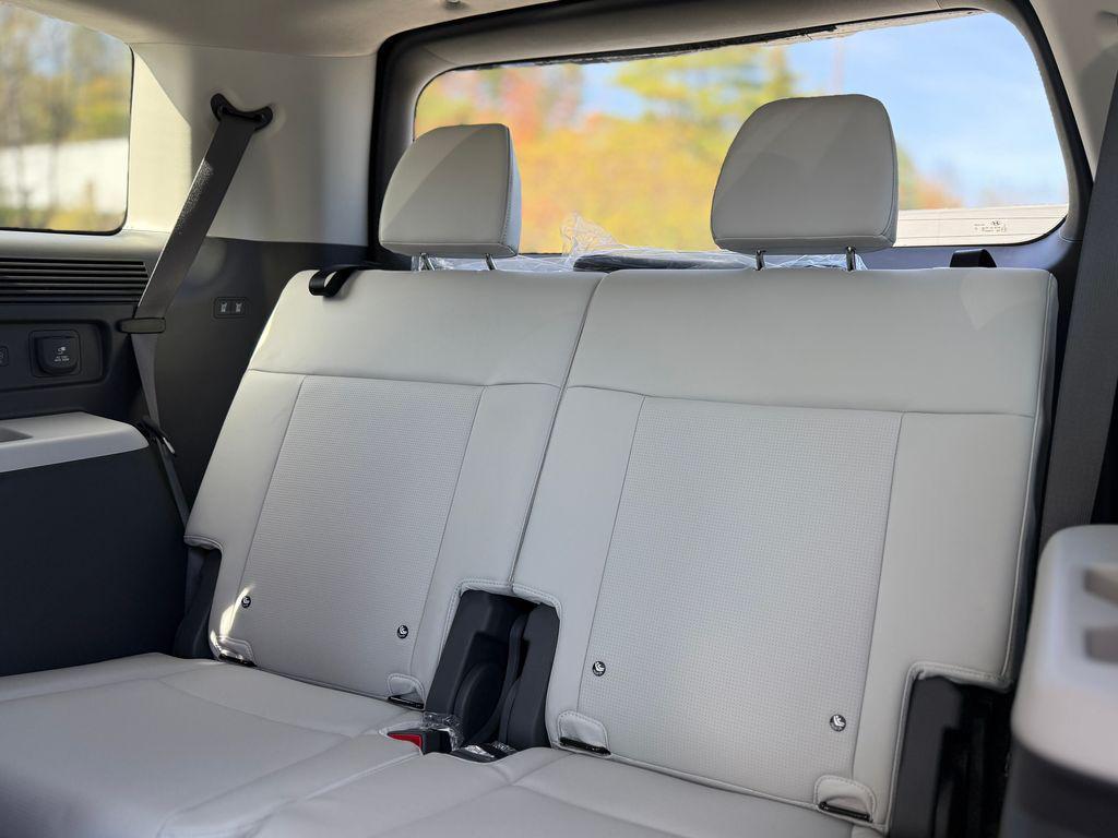 new 2026 Hyundai SANTA FE HEV car, priced at $47,515