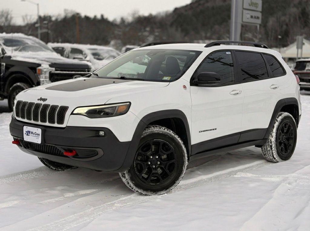 used 2022 Jeep Cherokee car, priced at $25,038