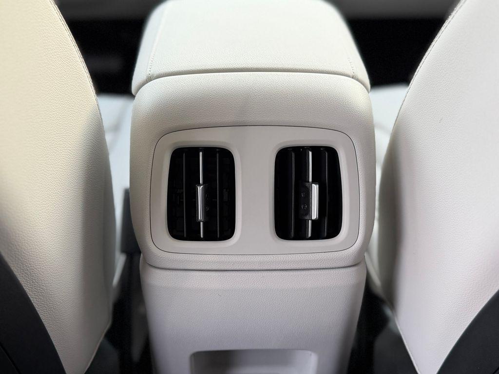 new 2026 Hyundai TUCSON Hybrid car, priced at $39,869