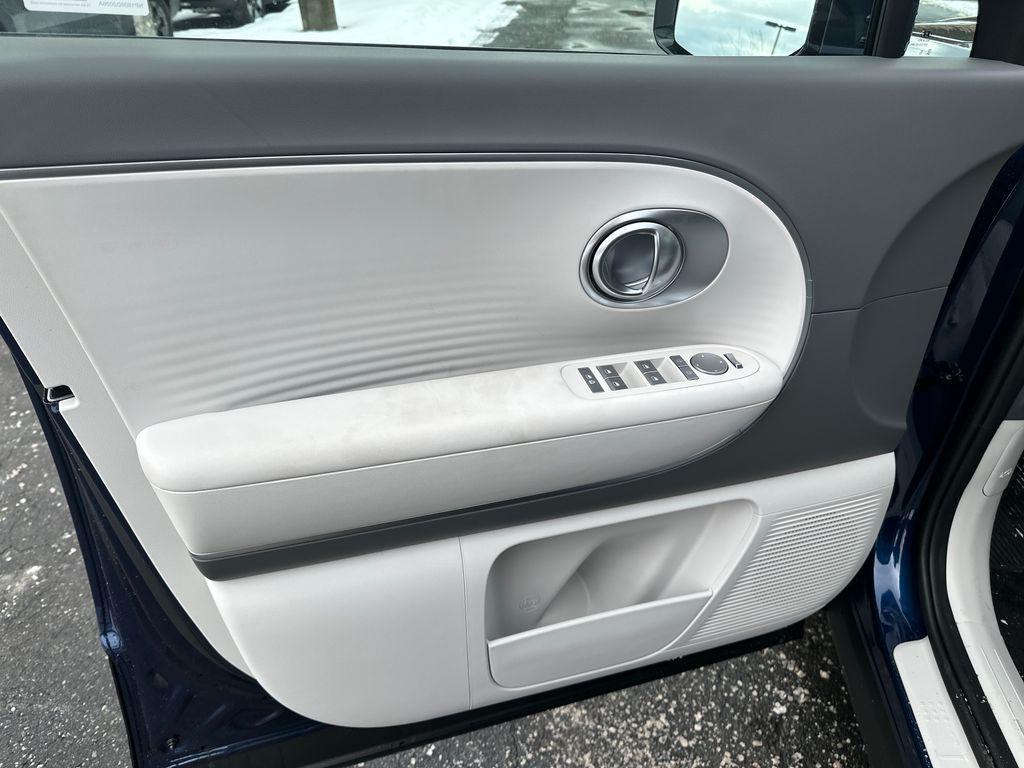 new 2026 Hyundai IONIQ 9 car, priced at $54,275