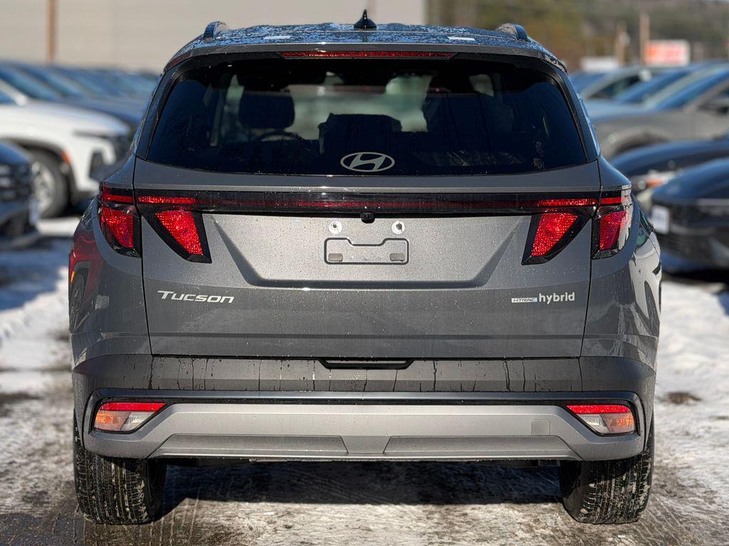 new 2026 Hyundai TUCSON Hybrid car, priced at $33,035