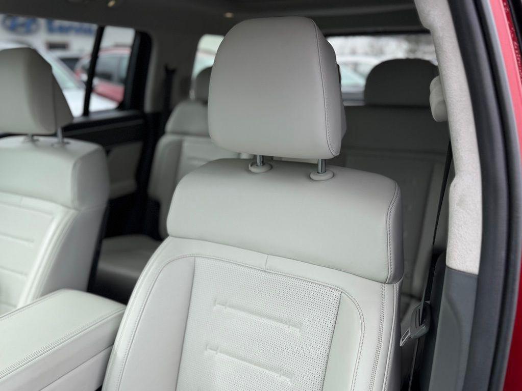 used 2024 Hyundai Santa Fe car, priced at $36,015