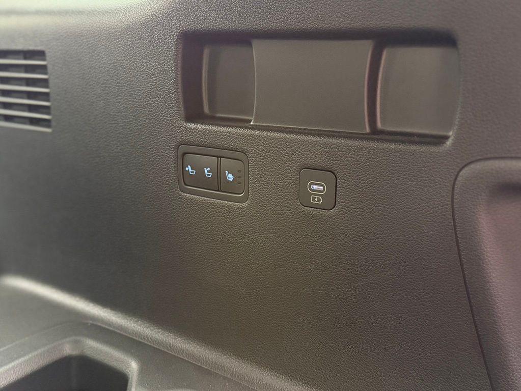 used 2025 Hyundai Palisade car, priced at $47,829