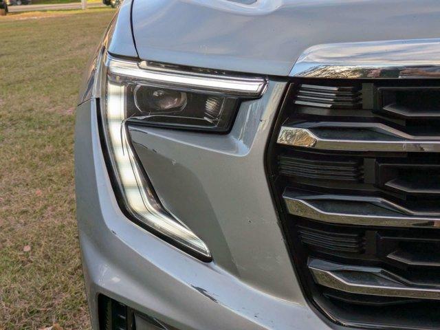 used 2025 GMC Acadia car, priced at $28,984