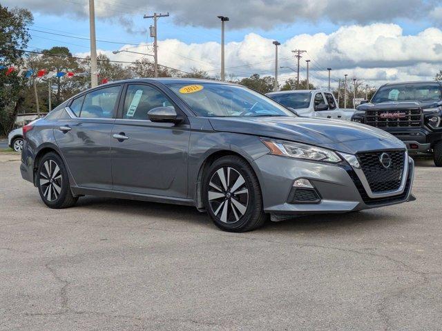 used 2021 Nissan Altima car, priced at $16,884