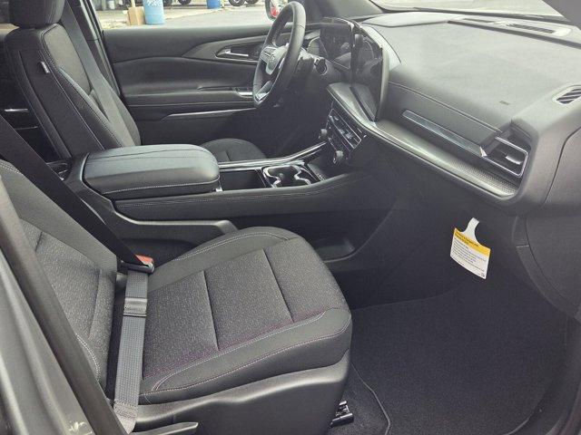 new 2026 Chevrolet Traverse car, priced at $43,684