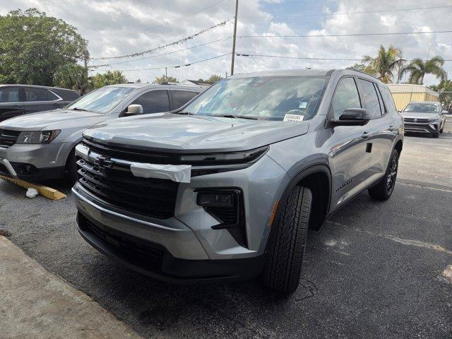 new 2026 Chevrolet Traverse car, priced at $43,684