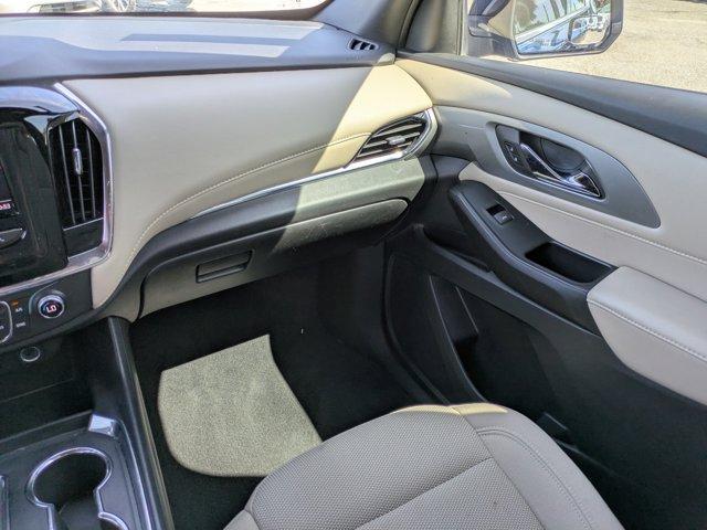 used 2023 Chevrolet Traverse car, priced at $27,484