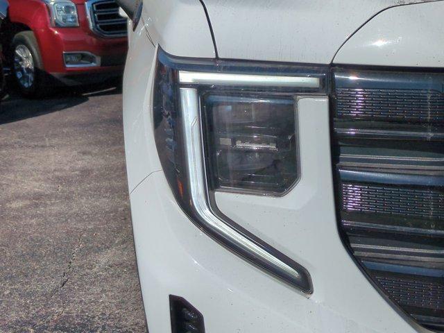 used 2023 GMC Sierra 1500 car, priced at $40,584