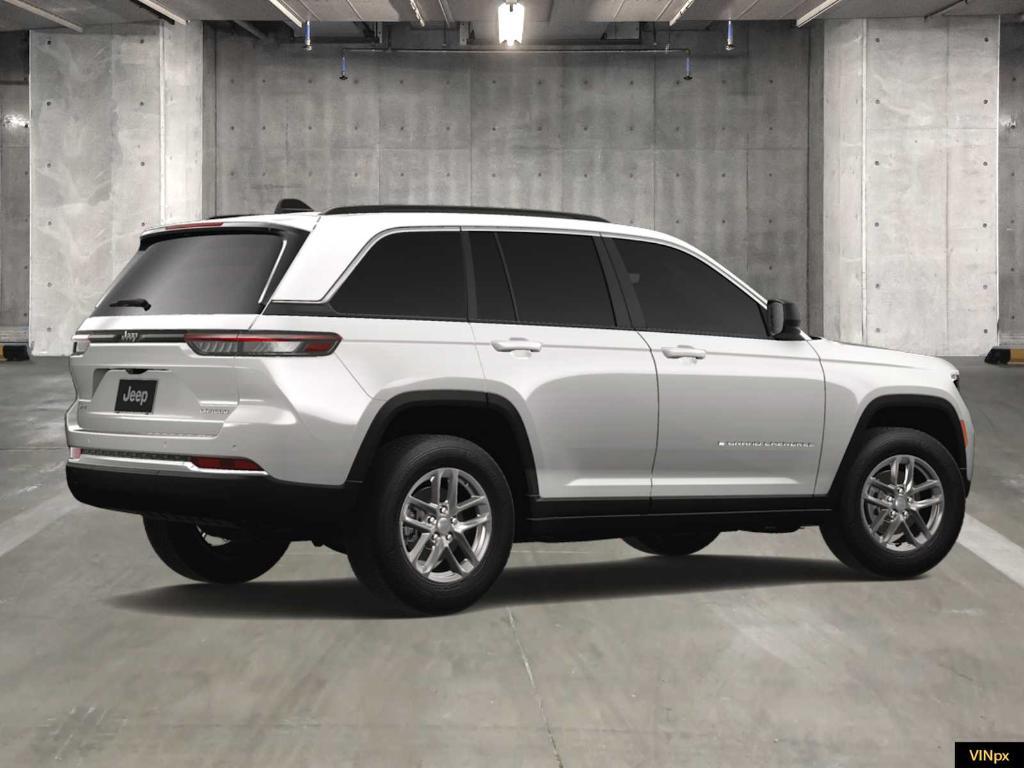 new 2025 Jeep Grand Cherokee car, priced at $39,925