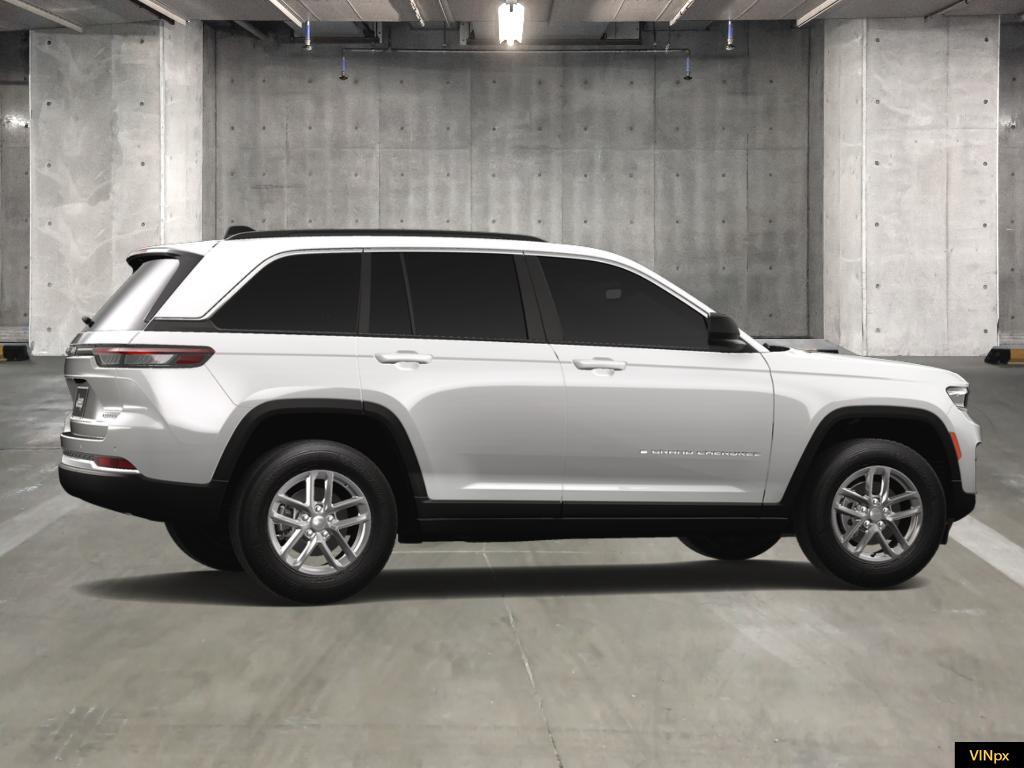 new 2025 Jeep Grand Cherokee car, priced at $41,925