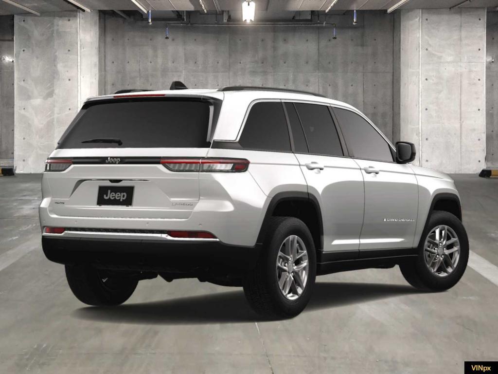 new 2025 Jeep Grand Cherokee car, priced at $44,175