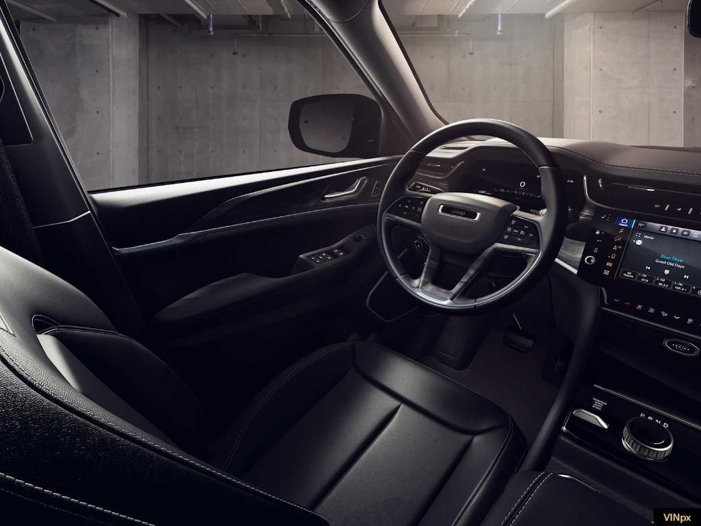 new 2026 Jeep Grand Cherokee car, priced at $50,330