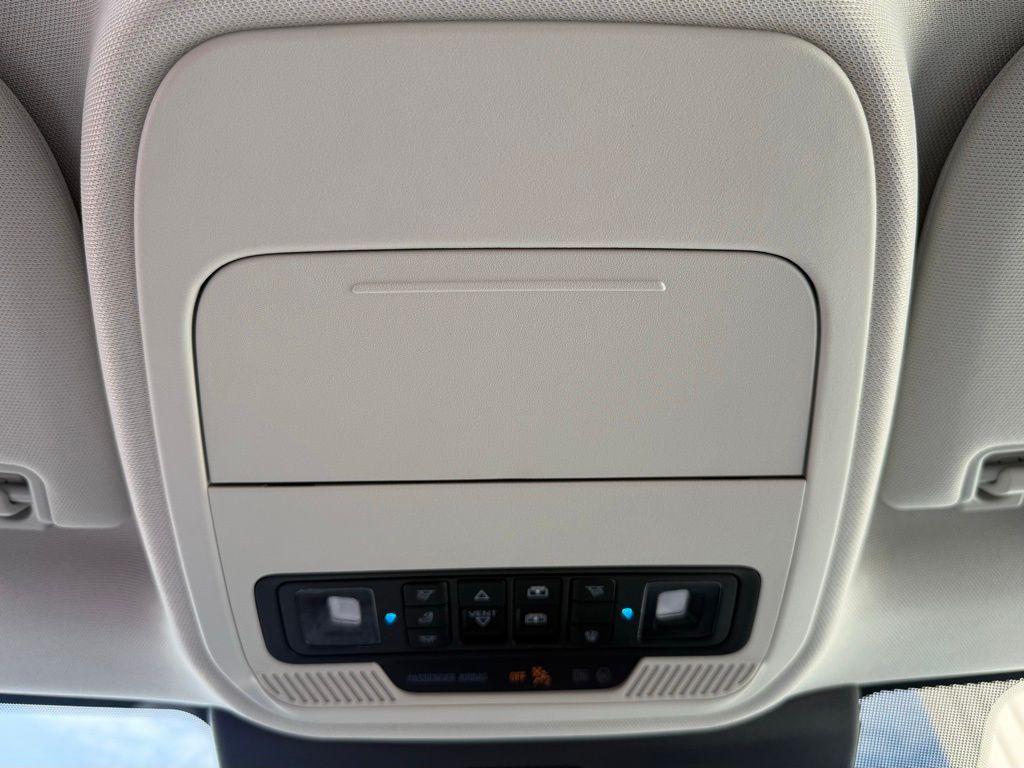 new 2026 Ford Expedition car, priced at $82,305