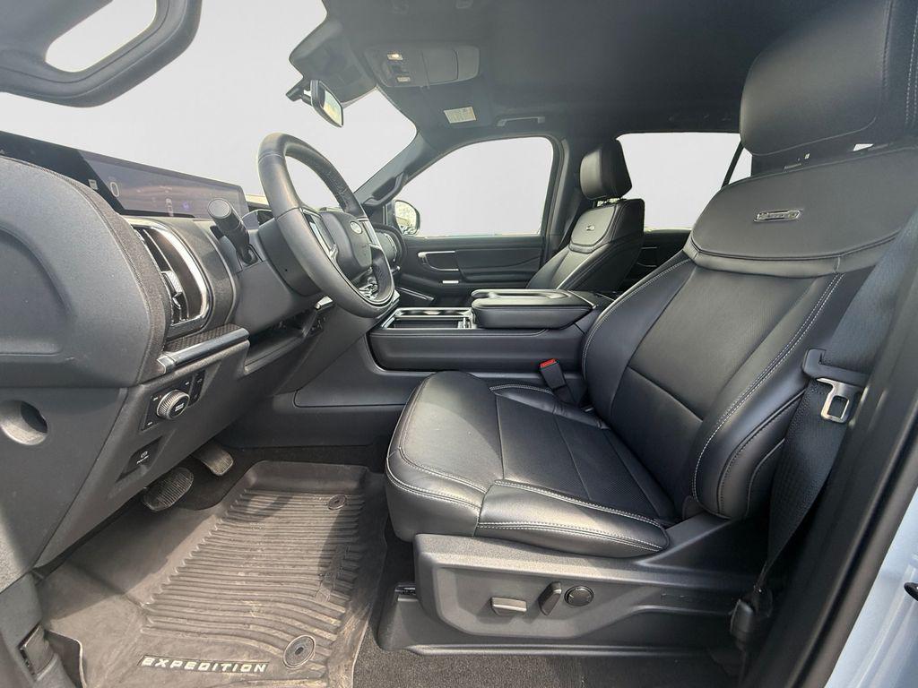 used 2025 Ford Expedition car, priced at $80,450