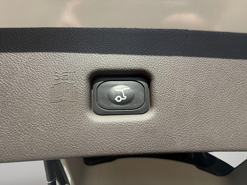 used 2023 Lincoln Nautilus car, priced at $42,985