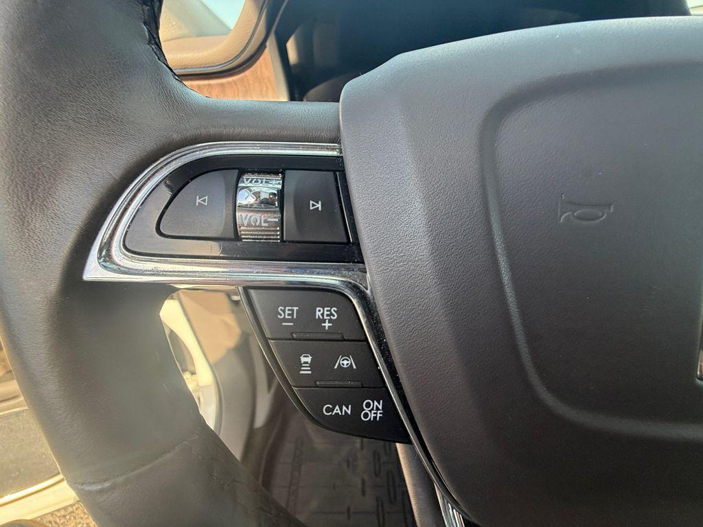 used 2023 Lincoln Nautilus car, priced at $42,985