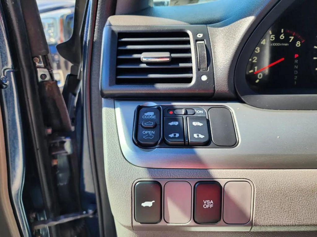 used 2009 Honda Odyssey car, priced at $9,995