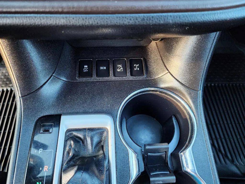 used 2019 Toyota Highlander car, priced at $16,995