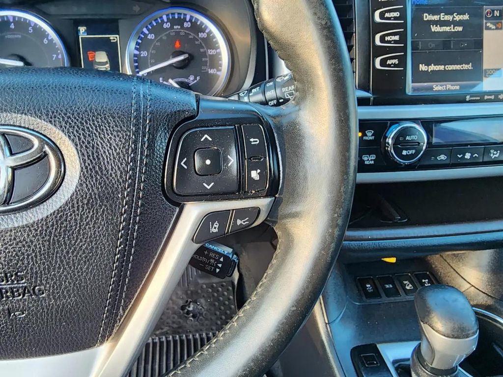 used 2019 Toyota Highlander car, priced at $16,995