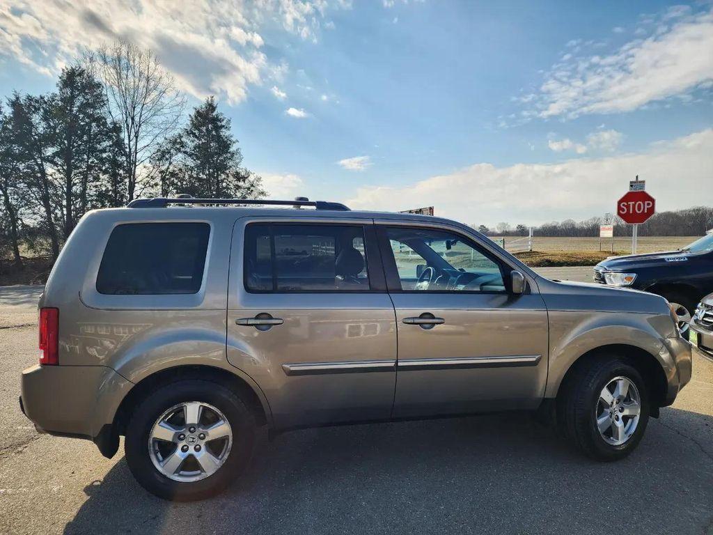 used 2011 Honda Pilot car, priced at $9,995