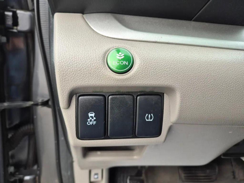 used 2014 Honda CR-V car, priced at $10,800